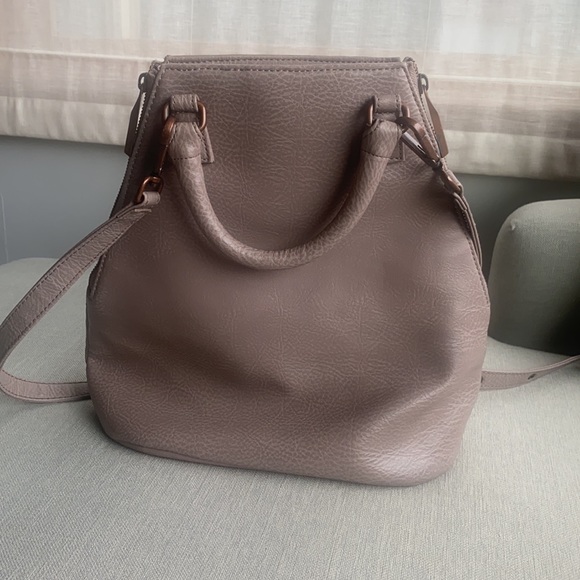 COPY - Matt and Nat vegan leather bag. Great condition. - Picture 2 of 4